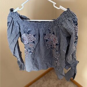 Off the shoulder long sleeve